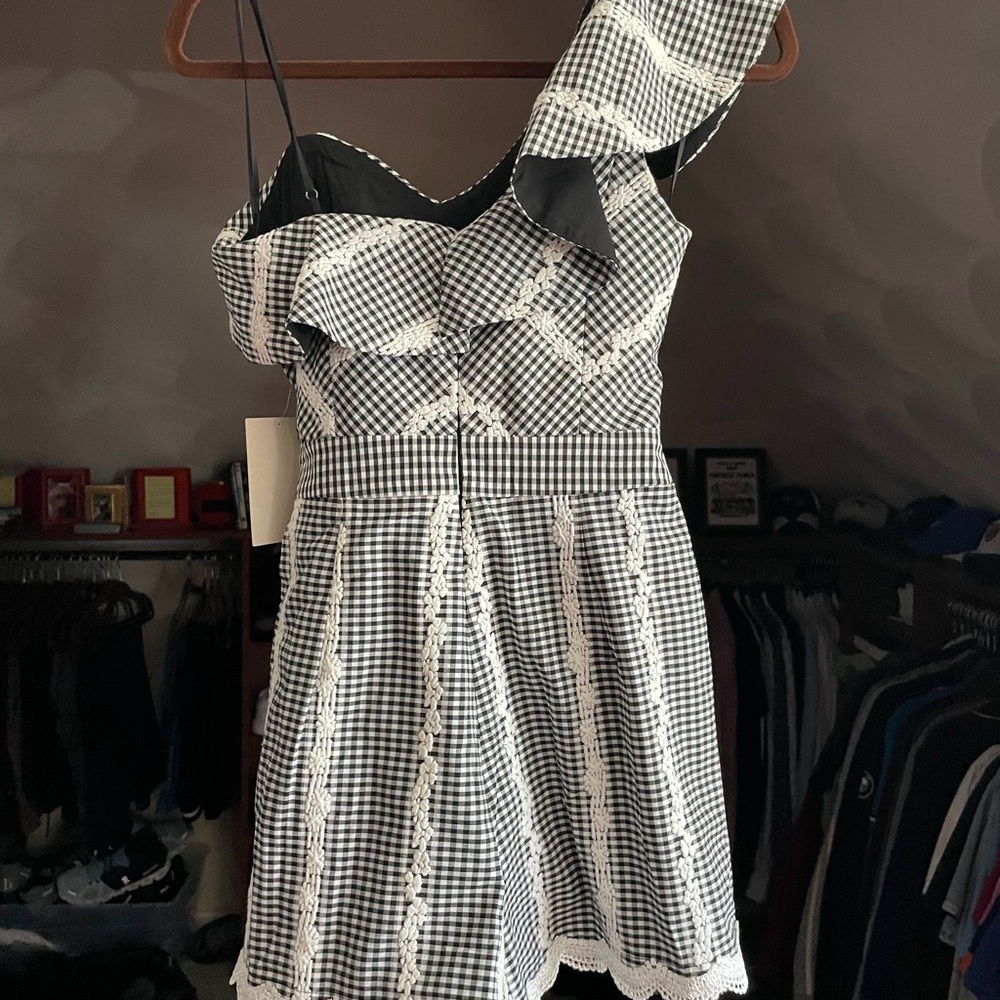 Adelyn Rae One Shoulder Gingham Checkered Ruffled Romper XS - Picture 9 of 13
